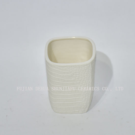 Cerámica sanitaria / 4 piezas para decoración de baño