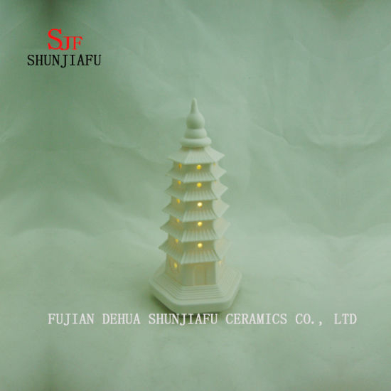 El candelabro en forma de pagoda (M)