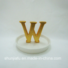 Plato de anillo de cerámica de letras creativas