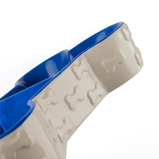Huesos de anaglifo Tazón Inferior Forma de hueso azul Diseño de doble tazón Tazón para perros Lavabo de comida de cerámica Lavabo de comida para mascotas Lavabo de comida para mascotas encantador