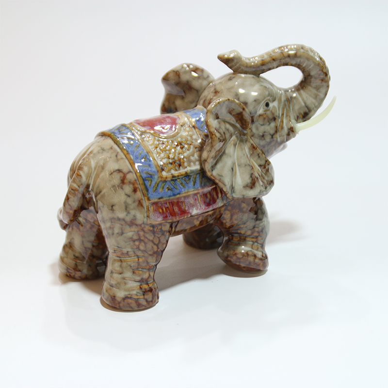 Estatua de elefante de cerámica Adorno animal de cerámica