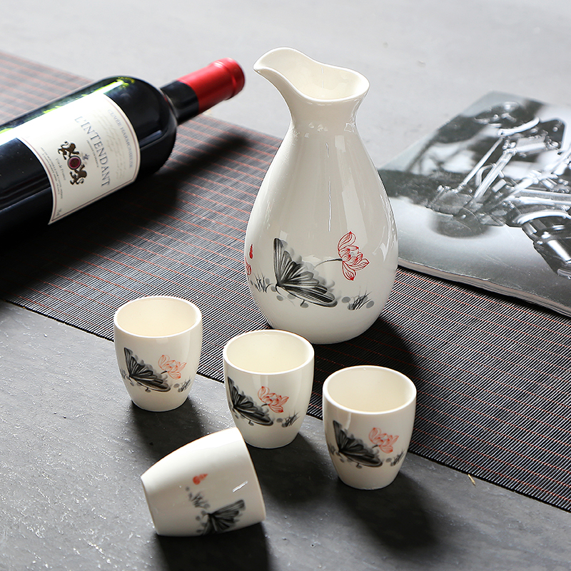Juegos de vino de sake de cerámica con jarrón de vino de copa de vino caliente
