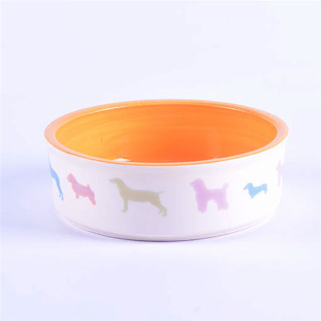 cuenco fuera del perro impreso Huesos de impresión inferiores del cuenco rosado Imágenes Alimentador de cerámica para mascotas Cuenco de cerámica para perros